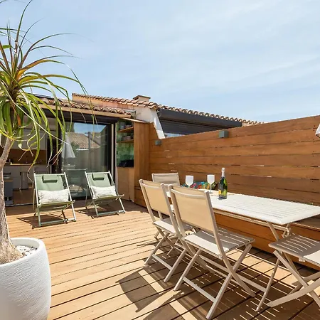 52 Naturiste Villa *